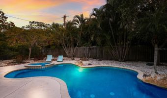 313 MAGNOLIA Ave, Anna Maria, FL 34216