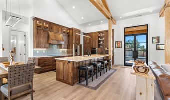 1295 E Cedar Dr, Apple Valley, UT 84737