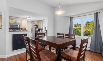 58 Needle Grove Pt D, North Providence, RI 02904