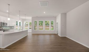 415 Thistle Meadow Ln, Aberdeen, NC 28315