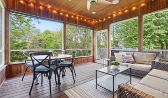2405 Orchid Ct SE, Ada, MI 49301