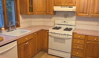 54 Ridge Rd, Warwick, RI 02889