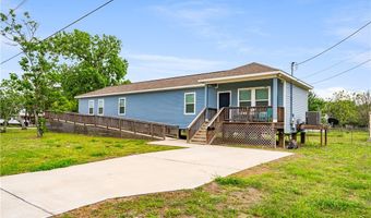 1109 W Nelson Ave, Aransas Pass, TX 78336