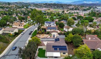 2304 Meadowridge Pl, Spring Valley, CA 91977