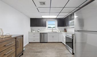 2223 Garfield Ave, Baxter Springs, KS 66713