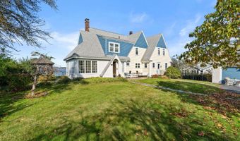 35 Benedict Rd, Bourne, MA 02532