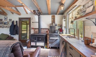20308 E Canary Creek Rd, Cataldo, ID 83810