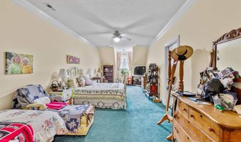 444 Turnberry Ln, Albertville, AL 35951