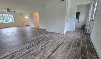 490 W DUCK CREEK Rd, Clayton, DE 19938