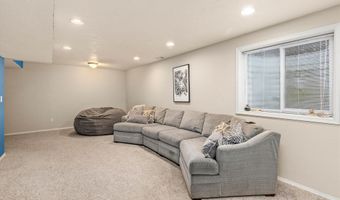 123 Dooley Ct SW, Altoona, IA 50009