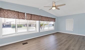 914 Jacaranda Dr, Barefoot Bay, FL 32976