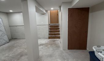 1620 E Elm St, Algona, IA 50511