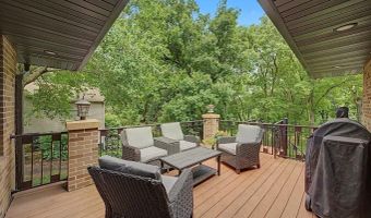 2349 Lakeview Dr, Ames, IA 50010