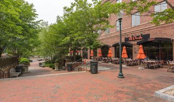 3259 SUTTON Pl NW D, Washington, DC 20016