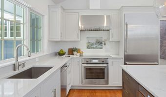 3 Andrews Dr, Darien, CT 06820