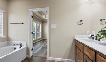 308 Westgate Dr, Aledo, TX 76008