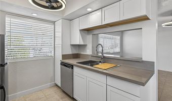 5330 Rod Ct 102, Las Vegas, NV 89122