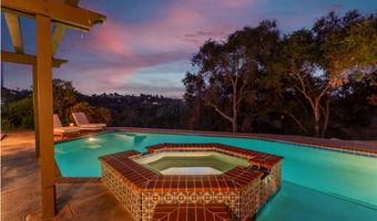 707 S Live Oak Park Rd, Fallbrook, CA 92028