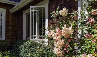 1800 Neil Creek Rd, Ashland, OR 97520