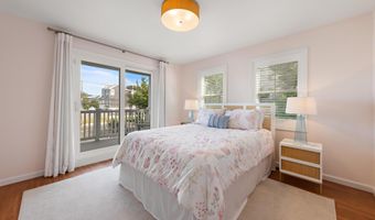 706 S BAY Ave, Beach Haven, NJ 08008