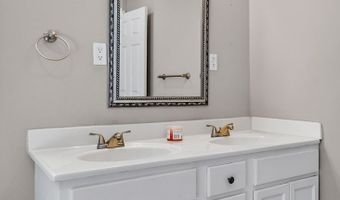 159 2nd Ave S, Algood, TN 38506