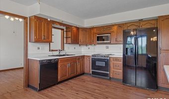 1541 Literberry Triopia Rd, Arenzville, IL 62611