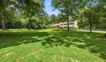 1007 Evergreen Rd, Anchorage, KY 40223