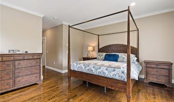 54 Michael Dr, Bristol, RI 02809