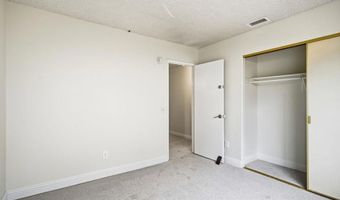 1711 Oak Hill Dr, Escondido, CA 92027