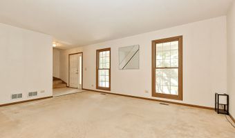 1003 White Pine Dr, Antioch, IL 60002