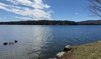 14 Lakeshore Dr, Belgrade, ME 04917