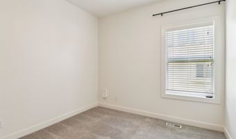 3304 NW 13th St, Ankeny, IA 50023