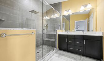 2733 S Spurway Dr, Ann Arbor, MI 48105