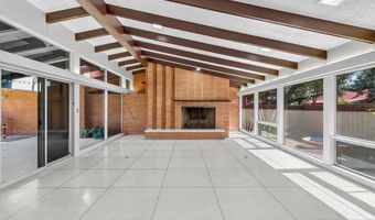 1813 Clare Dr, Alice, TX 78332