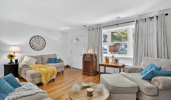 828 HOFFNAGLE St, Philadelphia, PA 19111