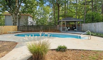 1121 COLONIAL Dr, Alabaster, AL 35007