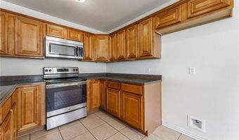 805 Asher Dr, Rogers, AR 72758