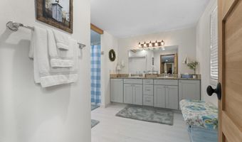 25815 S Horse Creek Dr, Afton, OK 74331