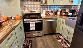 4265 Goosepoint Rd, Bassett, VA 24171