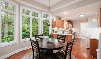 801 Whetstone Ct, Bellefontaine, OH 43311