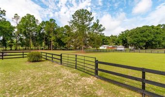 2735 NE 127TH Pl, Anthony, FL 32617