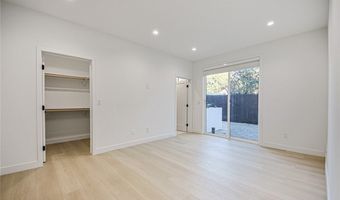 2202 Thurman Ave, Los Angeles, CA 90016