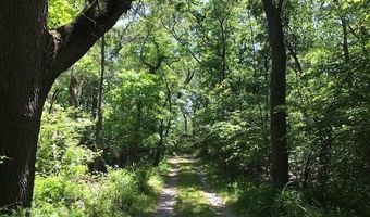 602 E Beverly Dr, Beverly Shores, IN 46301