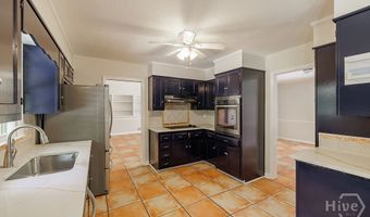 1035 Whit Davis Rd, Athens, GA 30605