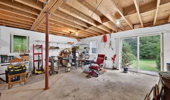 80 Old Shannock Rd, Charlestown, RI 02813