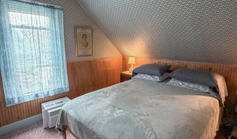 29 Pleasant St, Bar Harbor, ME 04609