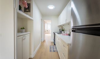 425 Ena Rd 607C, Honolulu, HI 96815