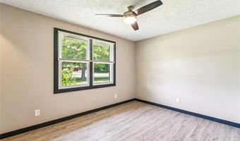 2300 Seiler Rd, Alton, IL 62002