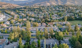 5704 Skyview Way E, Agoura Hills, CA 91301