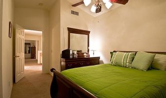 1674 W MACAW Dr, Chandler, AZ 85286